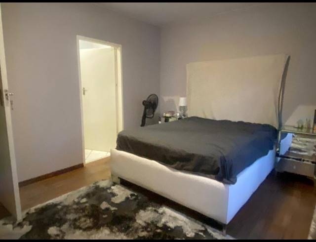 2 BEDROOM APARTMENT FOR SALE IN LONEHILL